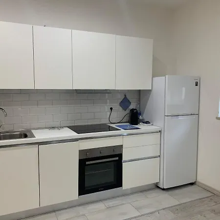 Allwhite Iun R5535 Apartman *